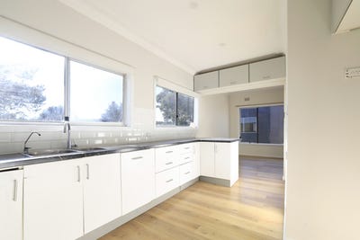/international/au/480-dewsburys-lane-lake-bathurst-nsw-700412804/