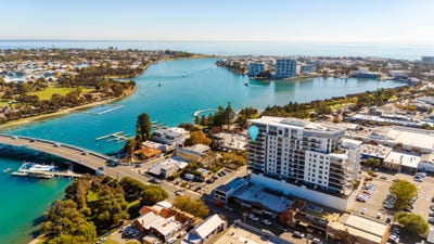 /international/au/36-1-barracks-lane-mandurah-wa-151623096/