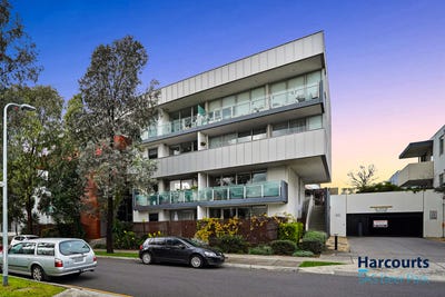 /international/au/9-48-eucalyptus-drive-maidstone-vic-151602932/