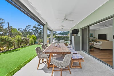 /international/au/31-matilda-road-gaven-qld-152465972/