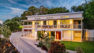 /international/au/5-goldsands-court-agnes-water-qld-151238708/