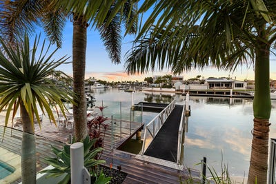 /international/au/11-jessica-boulevard-minyama-qld-151510444/