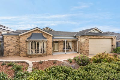 /international/au/92-rossack-drive-waurn-ponds-vic-152617184/