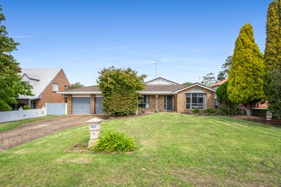 /international/au/15-jasmine-avenue-mount-gambier-sa-150753020/