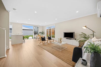 /international/au/13b-townley-boulevard-werribee-vic-152533372/