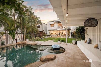 /international/au/83-elliott-street-hawthorne-qld-151386952/