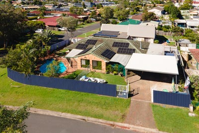 /international/au/30-yorkshire-crescent-mount-warren-park-qld-151311444/
