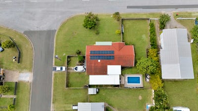 /international/au/15-larsen-street-west-gladstone-qld-150946756/