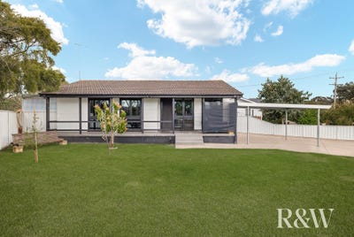 /international/au/8-winsford-avenue-hebersham-nsw-152545148/