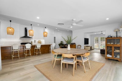 /international/au/8-serene-place-fig-tree-pocket-qld-148524072/?lang=it