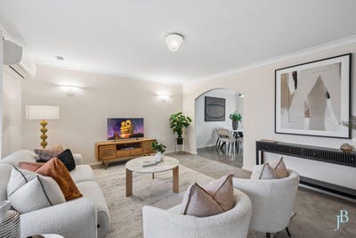 /international/au/6-20-gardner-street-como-wa-152270236/