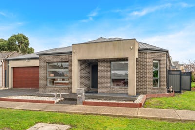 /international/au/10-eastleigh-street-craigieburn-vic-151365300/
