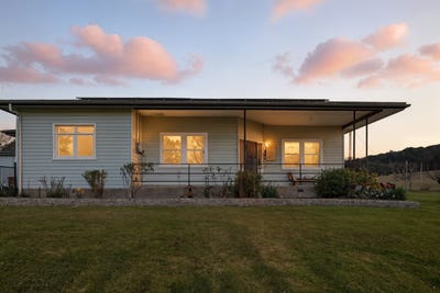 /international/au/75-loop-road-glengarry-tas-148475820/