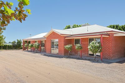 /international/au/72-ginquam-avenue-nichols-point-vic-150575028/