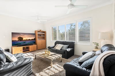 /international/au/18-11-13-curtis-street-caringbah-nsw-148547720/