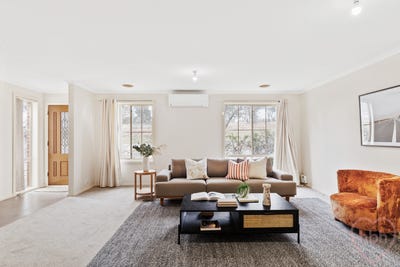 /international/au/8-50-marungul-avenue-ngunnawal-act-148593868/?lang=de