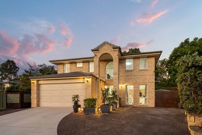 /international/au/9-limita-court-kenmore-qld-150793192/