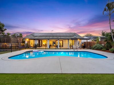 /international/au/13-inveray-avenue-benowa-qld-152109956/