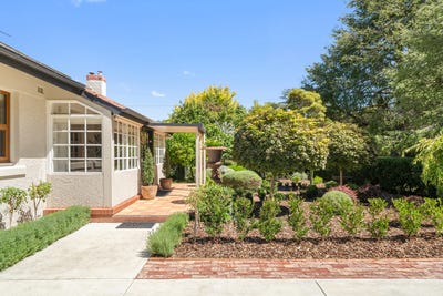 /international/au/50-girrahween-street-braddon-act-150584412/