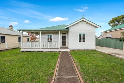 /international/au/4-fleming-street-muswellbrook-nsw-151450544/