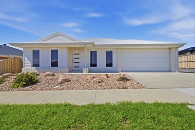 /international/au/3-walker-crescent-traralgon-vic-150802432/