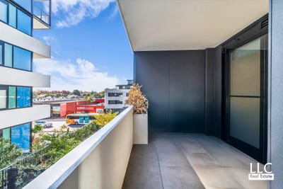 /international/au/211-162-whitehorse-road-blackburn-vic-150988732/