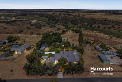 /international/au/50-riverview-drive-hopetoun-park-vic-150550544/