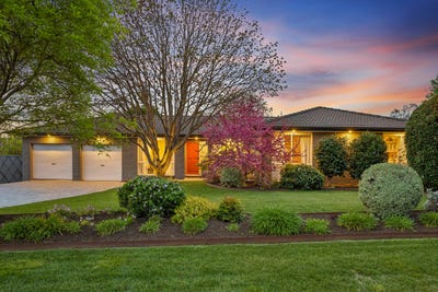 /international/au/91-bicentennial-drive-jerrabomberra-nsw-152646660/
