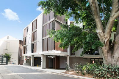 /international/au/307-2-east-lane-north-sydney-nsw-151258320/