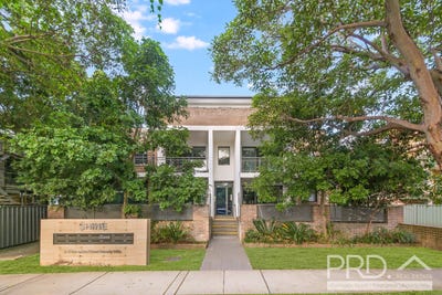 /international/au/4-2-4-hampden-street-beverly-hills-nsw-150977076/