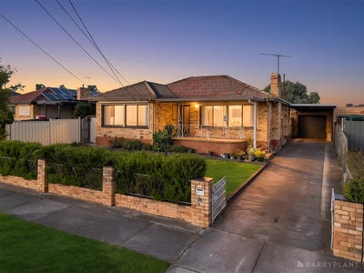 /international/au/18-kallista-road-springvale-vic-151498456/