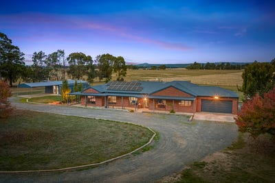 /international/au/211-tom-jones-road-ross-creek-vic-700406600/