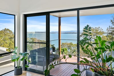 /international/au/20-goonda-promenade-wangi-wangi-nsw-151240616/