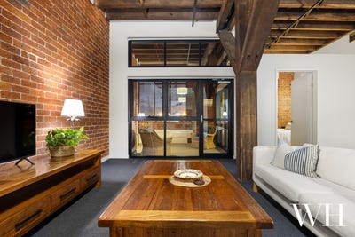 /international/au/154-51-beach-street-fremantle-wa-148320496/