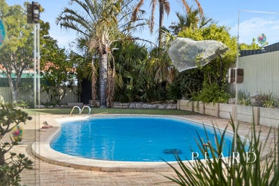 /international/au/34-dolphin-way-beldon-wa-150735464/