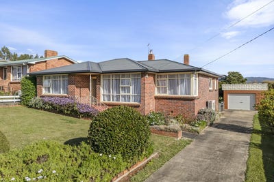 /international/au/141-george-street-scottsdale-tas-151217868/