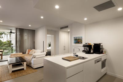 /international/au/4305-18-parkside-circuit-hamilton-qld-151559740/