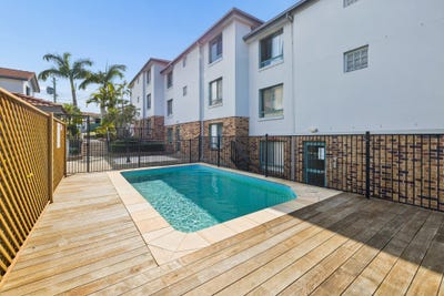 /international/au/29-9-tweed-street-southport-qld-152380296/
