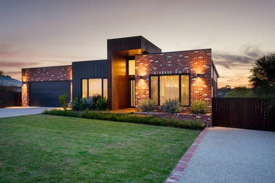 /international/au/85-bowden-street-castlemaine-vic-152531488/