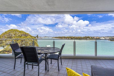/international/au/501-5-marco-polo-drive-mandurah-wa-152629600/
