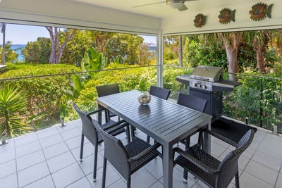 /international/au/25-5-banksia-court-hamilton-island-qld-151355592/