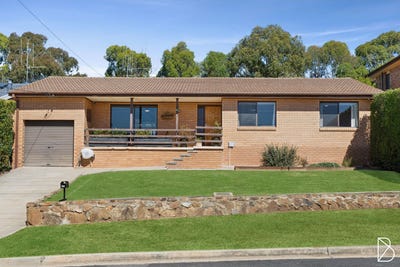 /international/au/54-sassafras-crescent-karabar-nsw-150757472/