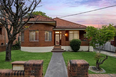 /international/au/10-mortley-avenue-haberfield-nsw-152452244/