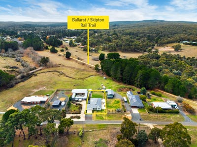 /international/au/45-linton-piggoreet-road-linton-vic-148359792/