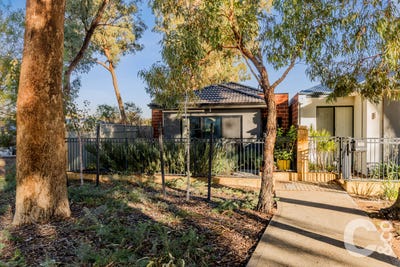 /international/au/54-somerford-promenade-wellard-wa-151515312/