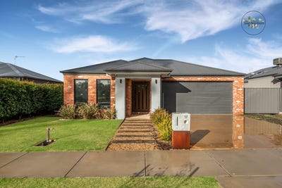 /international/au/17-pembroke-drive-marong-vic-148708788/?lang=en