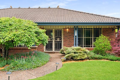 /international/au/12-miro-crescent-bowral-nsw-152681860/