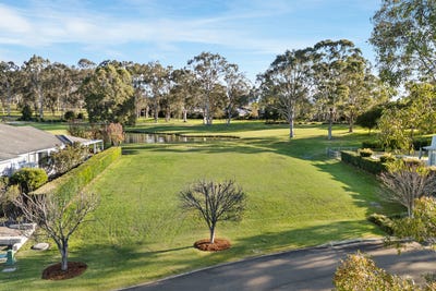 /international/au/2-maple-drive-pokolbin-nsw-204676244/