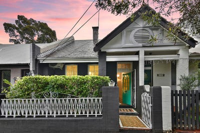 /international/au/35-alice-street-newtown-nsw-152586968/