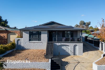 /international/au/17-mallory-street-ashmont-nsw-151529272/